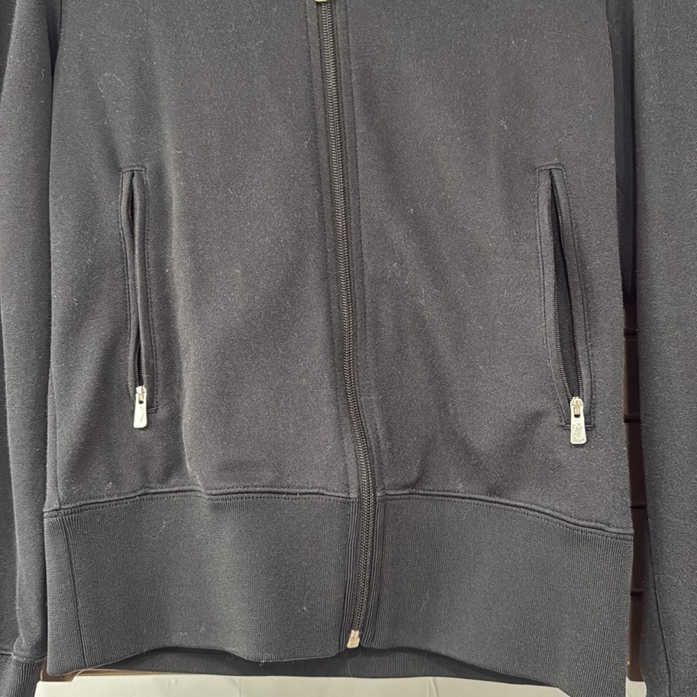 Nike Jacket - Picture 2 of 3